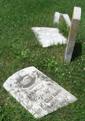 maple park cemetery